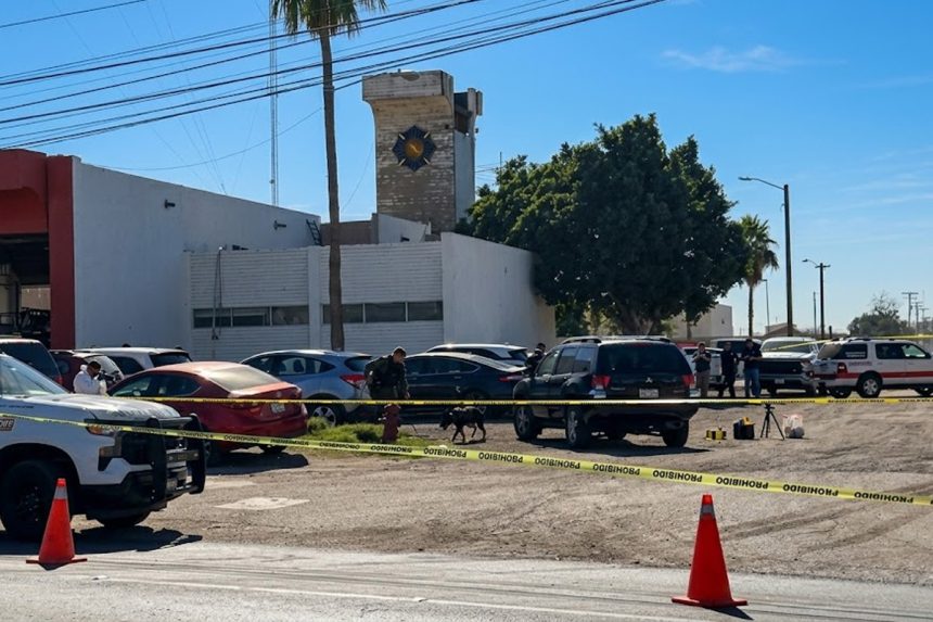 Inspeccionan camioneta tras alerta de explosivo en Mexicali