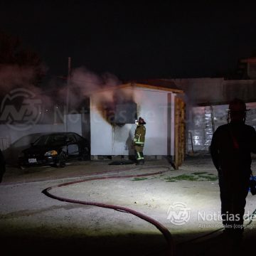 Incendio consume cuarto de madera en El Tecolote