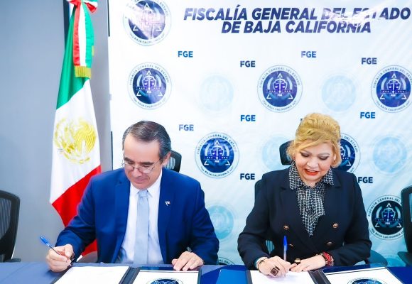 FGE firma convenio con Grupo Unidos por Tijuana