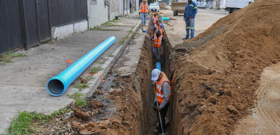 1 Amplía CESPT red de agua potable en tres colonias