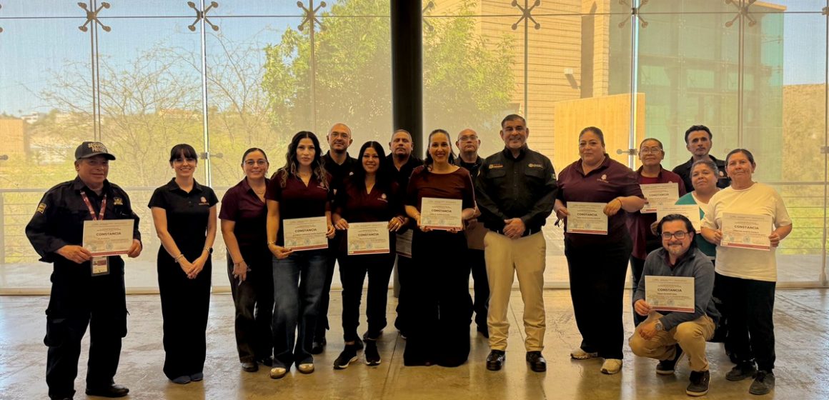 Capacitan en evacuación a personal del CEART