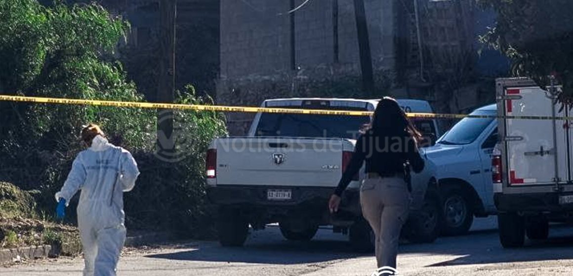 Hallan a hombre ejecutado y con mensaje en la Obrera