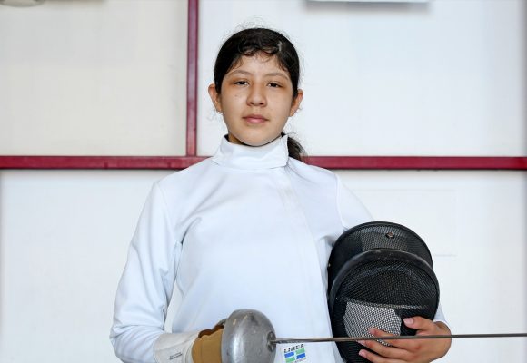 Victoria Atienzo gana tres oros en esgrima