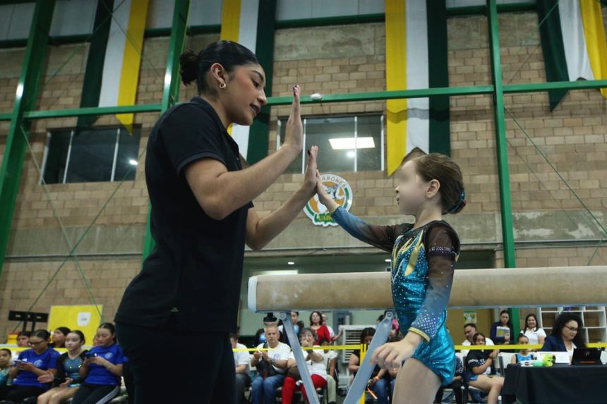 Inicia estatal de gimnasia en UABC
