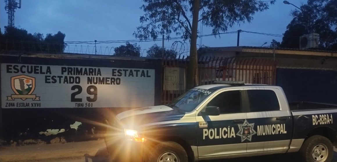 Refuerzan vigilancia en escuelas por vacaciones