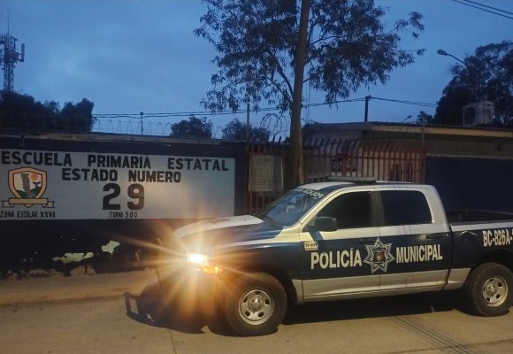 Refuerzan vigilancia en escuelas por vacaciones