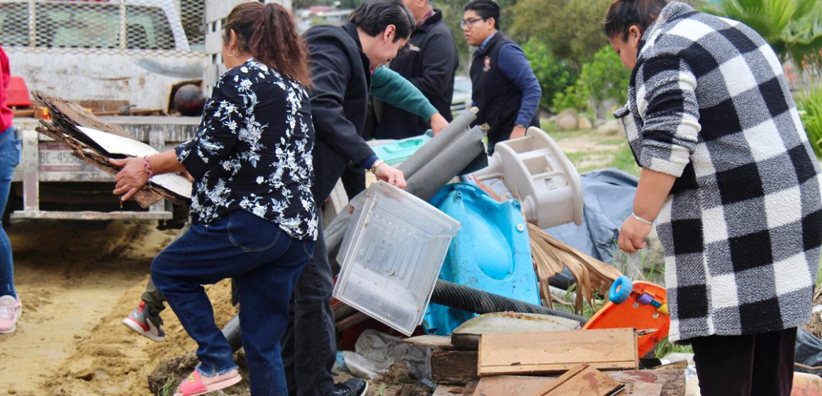 Mejoran vialidades y espacios públicos en tres delegaciones