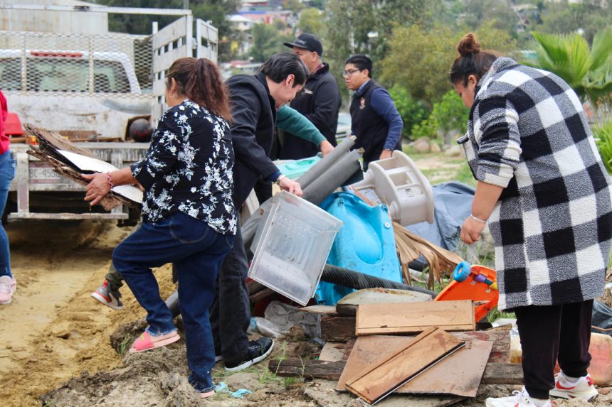 Mejoran vialidades y espacios públicos en tres delegaciones