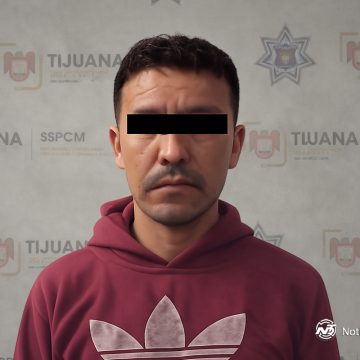 Detienen a hombre por violencia y allanamiento