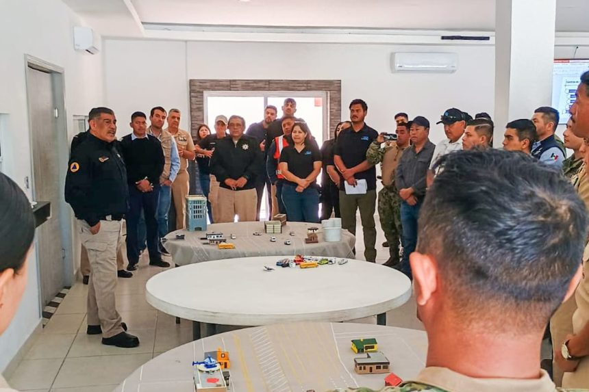 Capacitan a personal de emergencias en San Felipe en Sistema de Comando de Incidentes
