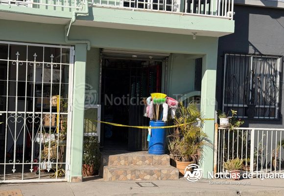 Asaltante muere tras ser desarmado por comerciante durante robo en Real de San Francisco