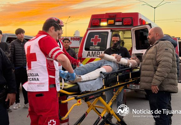 Cinco personas terminan en el hospital tras choque entre Razer y cuatrimoto