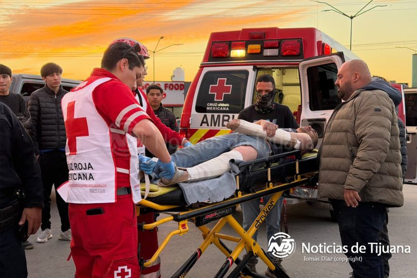 Cinco personas terminan en el hospital tras choque entre Razer y cuatrimoto