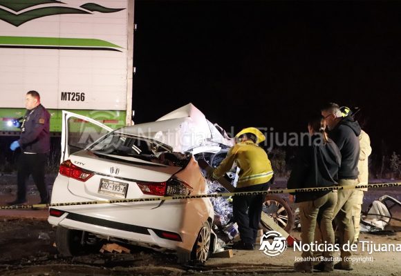 Muere mujer tras brutal choque en el 2000; responsable huye del lugar