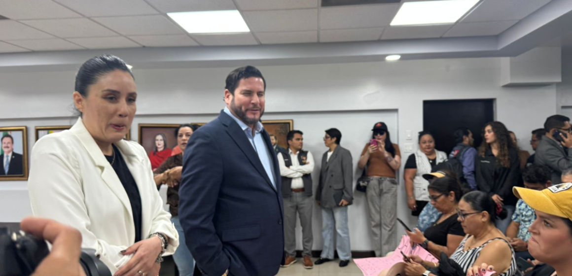 Vecinos de Santa Fe exigen soluciones reales; alcalde promete mesas de trabajo y seguimiento