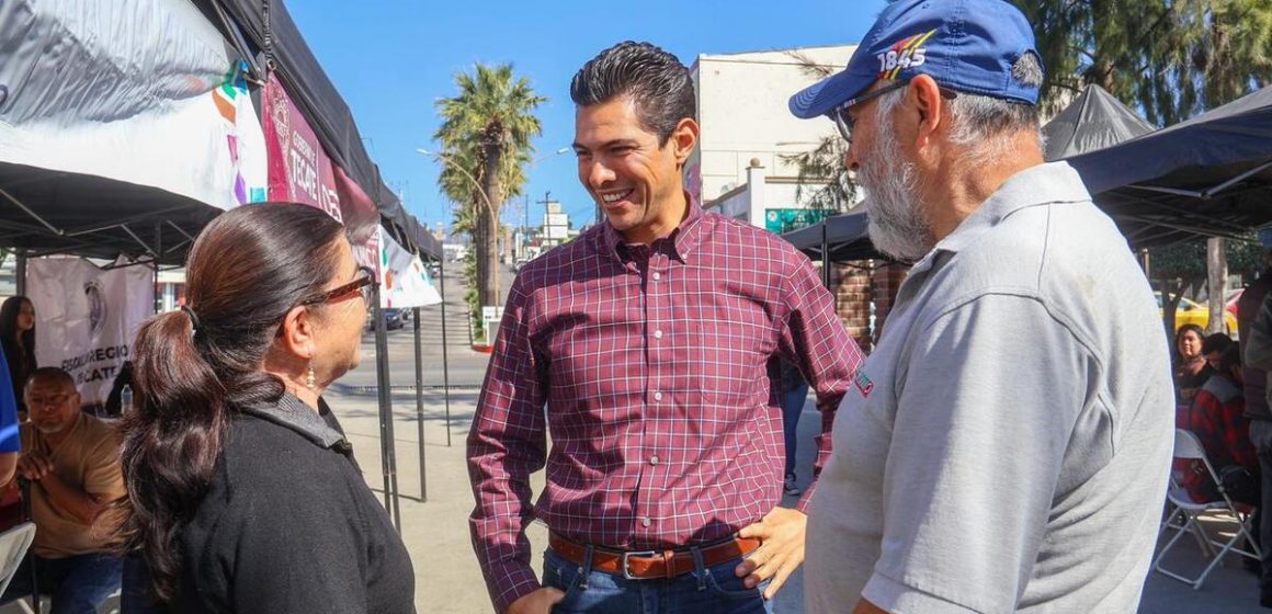 Gobierno de Tecate acerca atención directa a la ciudadanía en jornada del “Día del Pueblo”