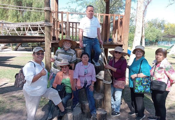 Adultos mayores salen de la rutina y se reconectan con la vida en Mexicali