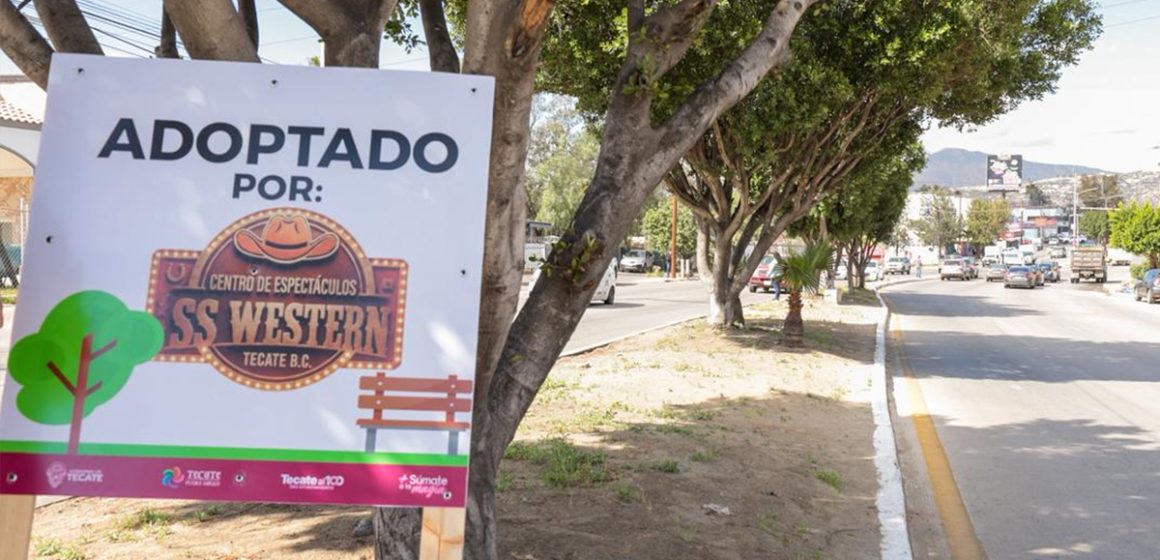 Centro de Espectáculos SS Western adopta camellón en Tecate
