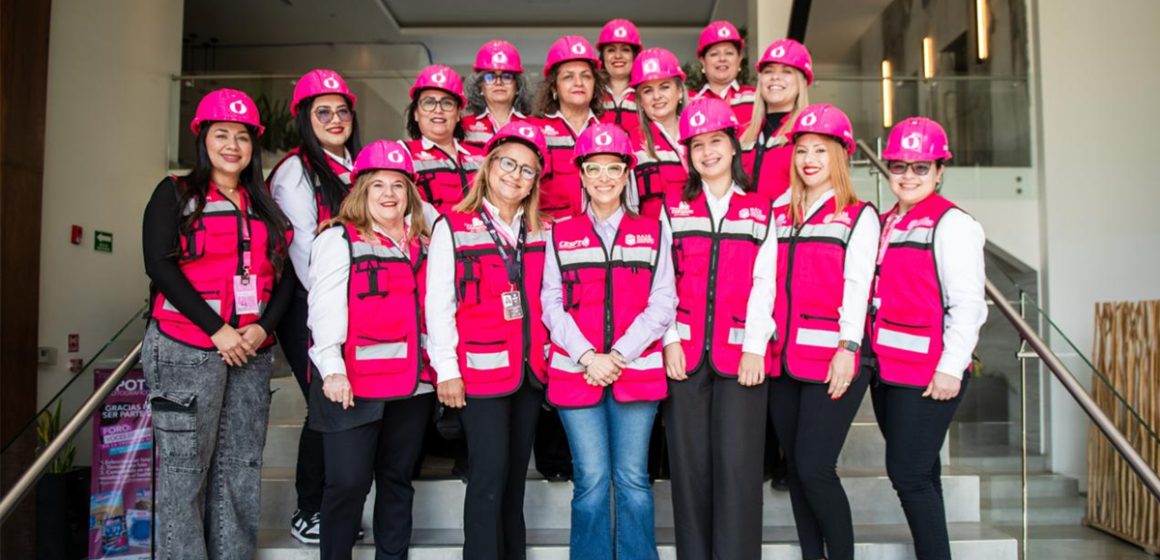 Mujeres ganan terreno en áreas técnicas del agua en Tijuana