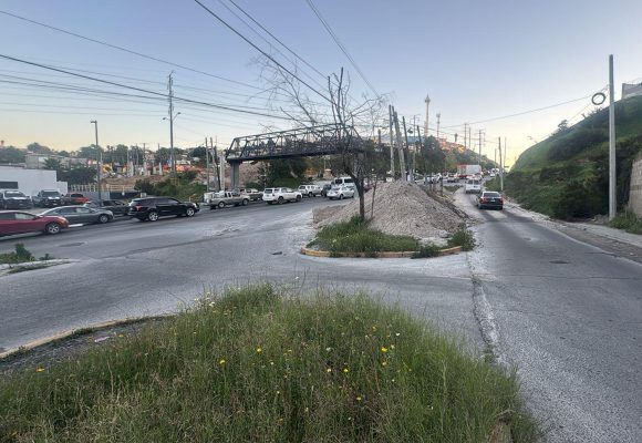 Cerrarán tramo del Libramiento Rosas Magallón por desmontaje de puente peatonal