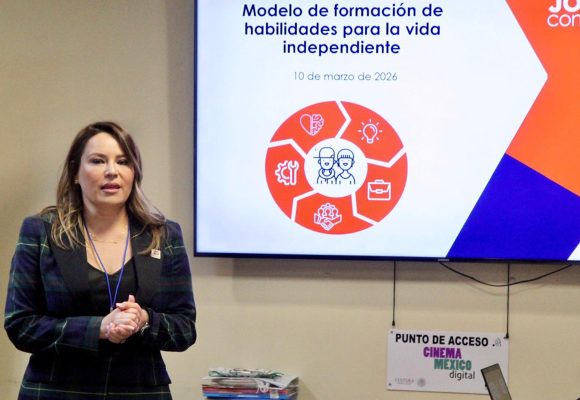 Capacitan a personal del DIF BC para apoyar a jóvenes en su camino hacia la vida independiente