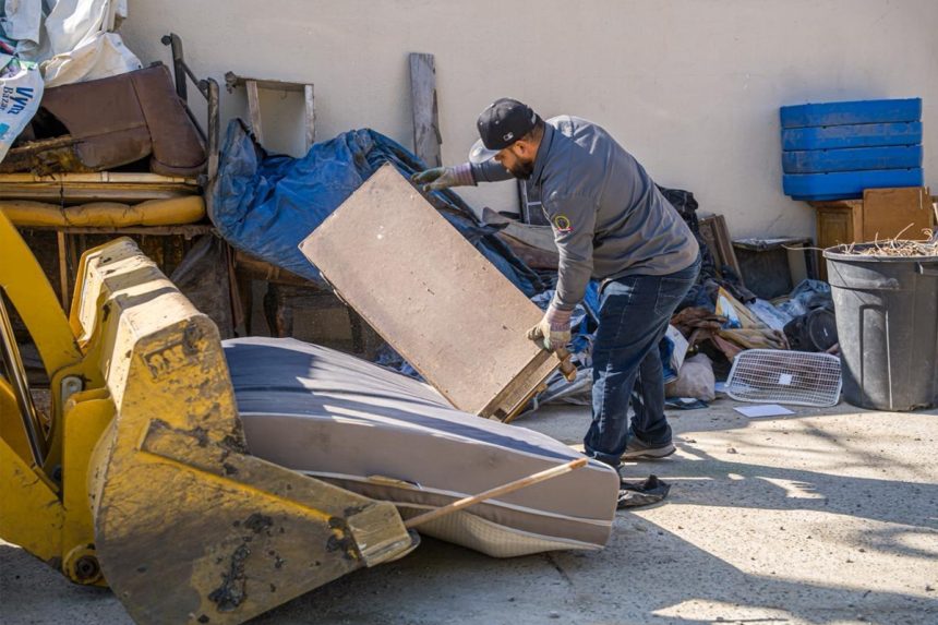 Recolectan más de 18 toneladas de basura pesada con programa “Tijuana: Ciudad Limpia”