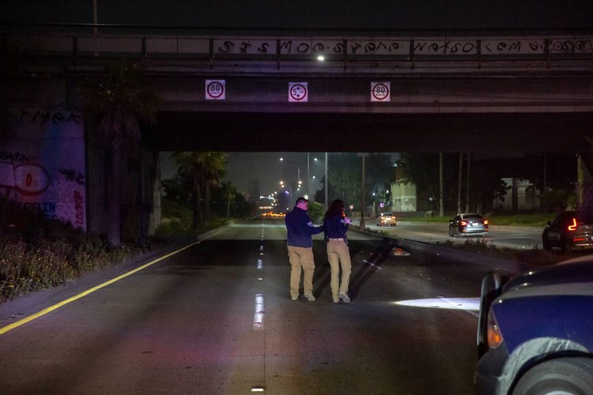 Persona en situación de calle muere atropellada en la Vía Rápida