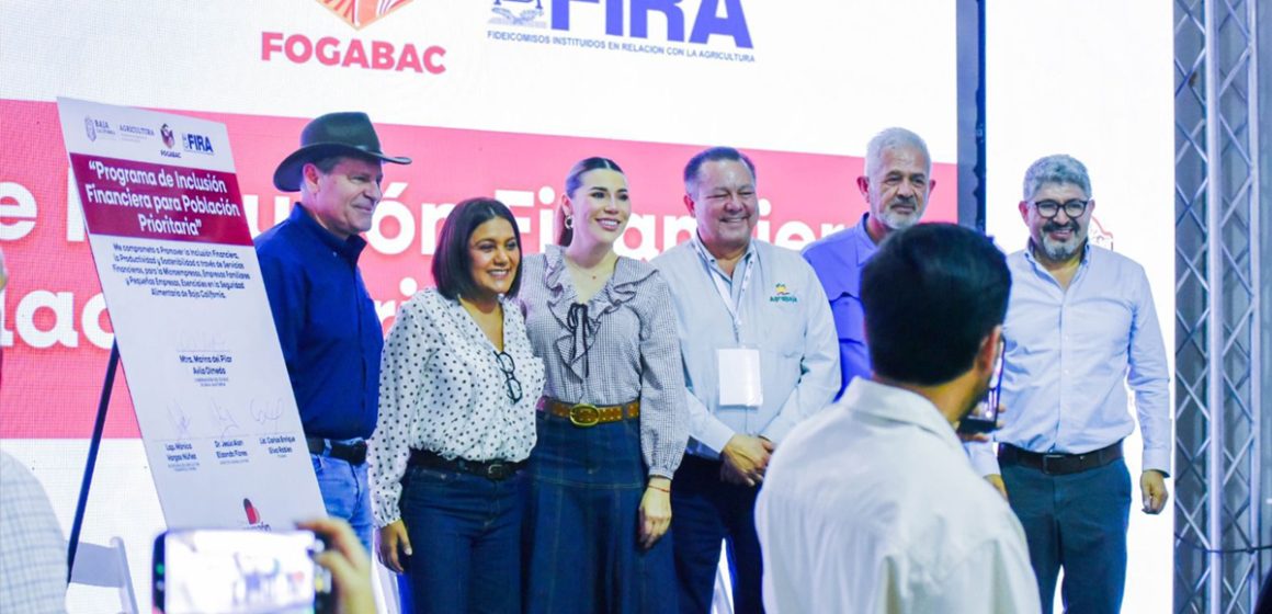 Impulsan créditos y apoyo a productores durante Agrobaja en Mexicali