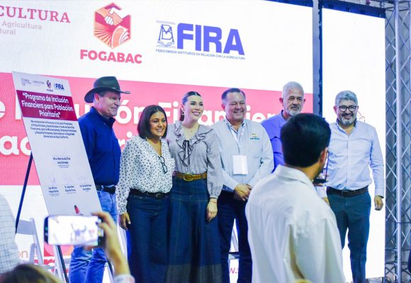 Impulsan créditos y apoyo a productores durante Agrobaja en Mexicali