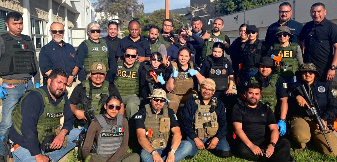 Agentes de la AEI se capacitan en medicina táctica para responder en situaciones de riesgo