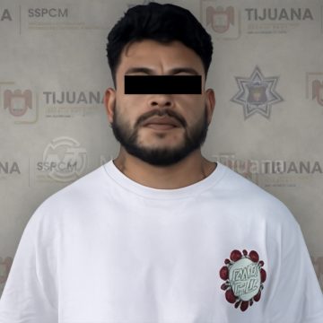 Detienen a hombre por agredir a su pareja con cuchillo en Villa del Prado