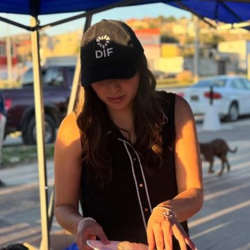 DIF Tecate y asociación civil brindan apoyo a personas en situación de calle