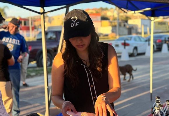 DIF Tecate y asociación civil brindan apoyo a personas en situación de calle