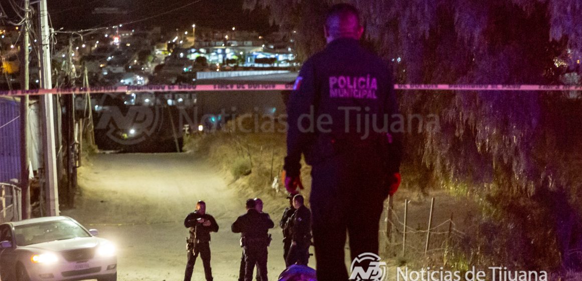 Ataque armado tras salir de un palenque deja dos muertos y una mujer herida