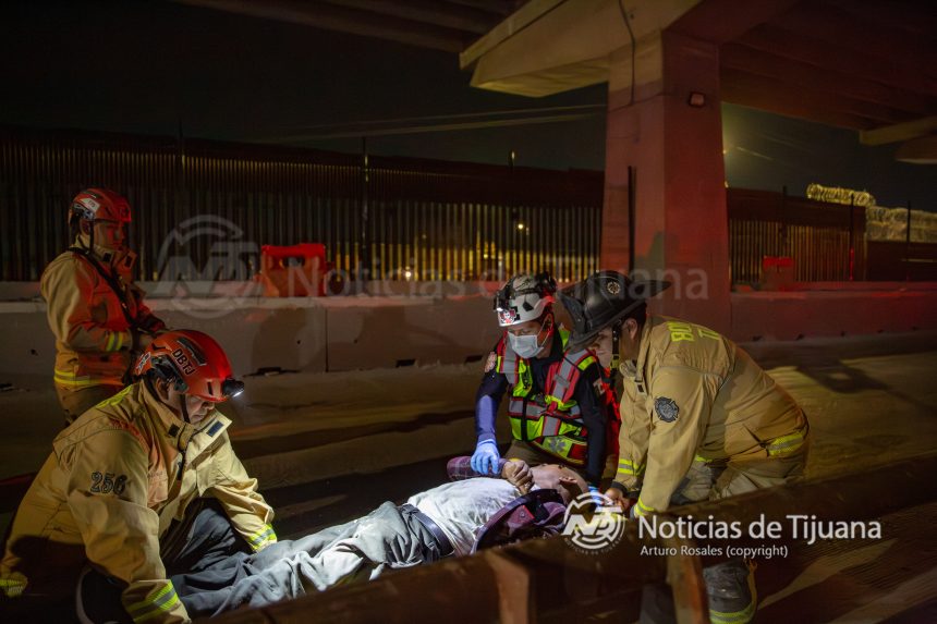 Fuerte accidente en la Vía Internacional deja un conductor grave