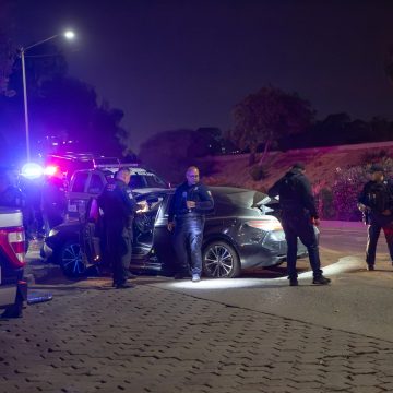 Persecución en Zona Centro termina con menor detenido