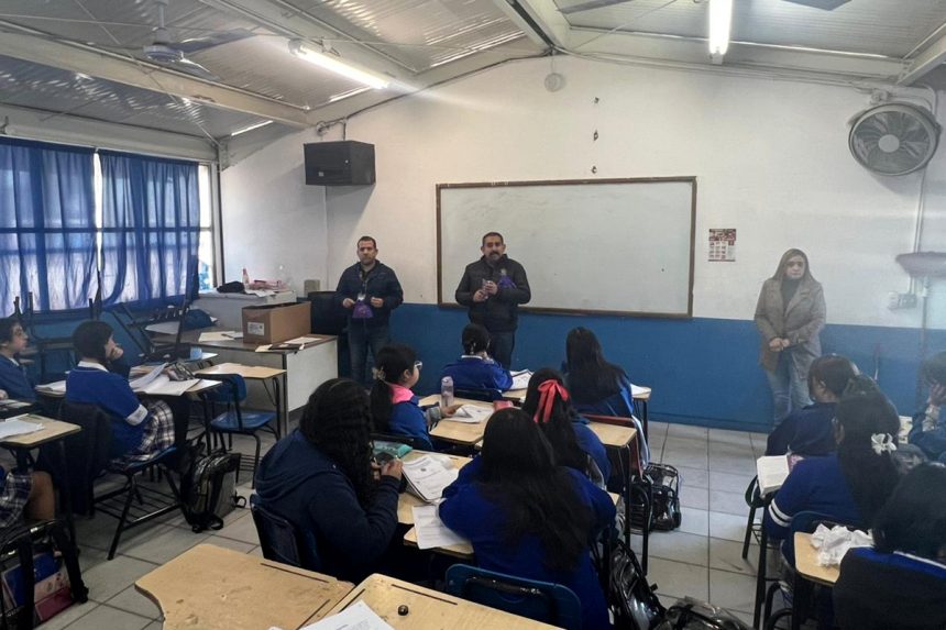 Entregan kits menstruales en tres municipios