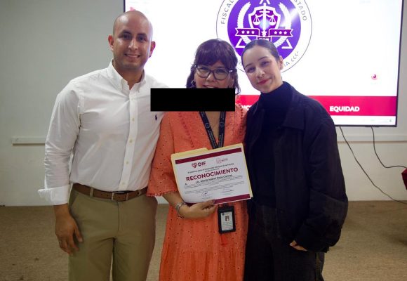 FGE capacita a personal del DIF en Rosarito