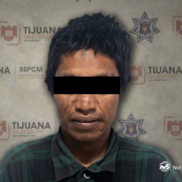 Por tirar basura lo detienen y le encuentran droga