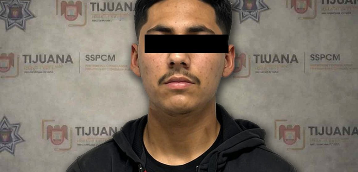 Detienen a conductor por circular a exceso de velocidad y descubren vehículo con reporte de robo