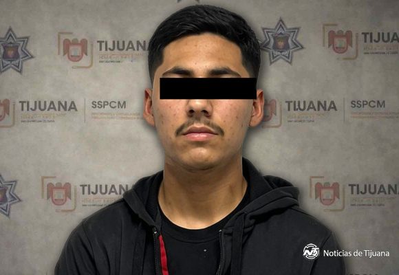 Detienen a conductor por circular a exceso de velocidad y descubren vehículo con reporte de robo