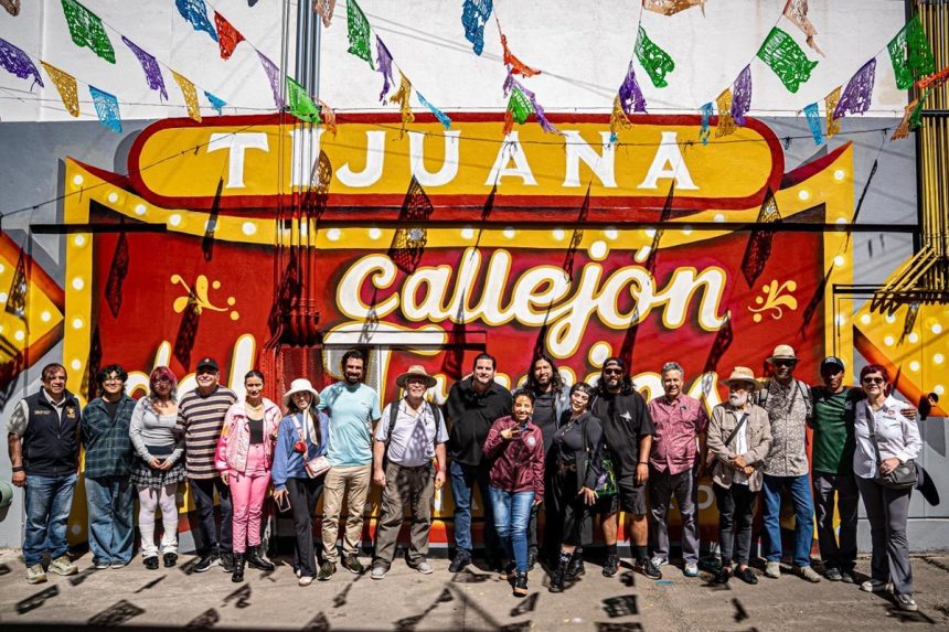 Recorre alcalde Callejón del Travieso y verifica obras de recuperación urbana