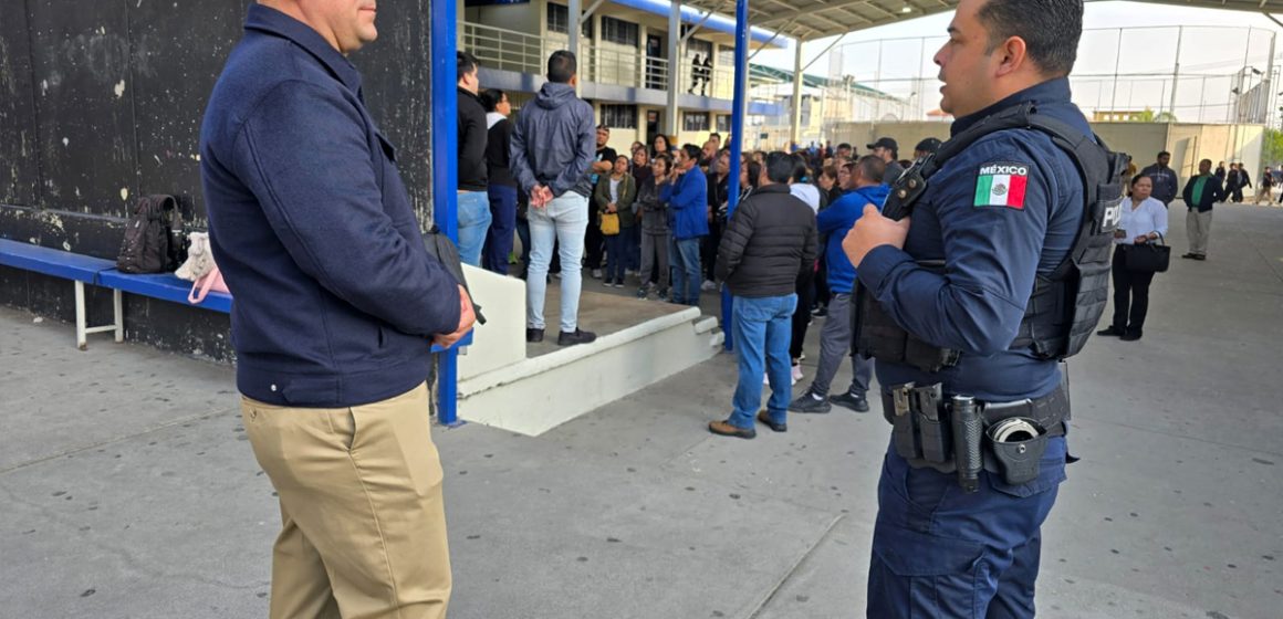 Atienden falsa amenaza en secundaria y refuerzan prevención con estudiantes