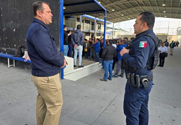 Atienden falsa amenaza en secundaria y refuerzan prevención con estudiantes