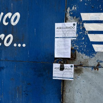 Recuperan tres autos robados tras cateos en distintas colonias de Tijuana