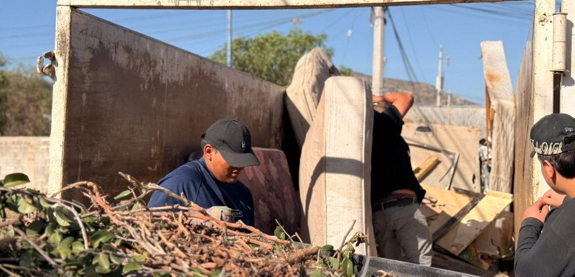 Tecate retira 320 toneladas de basura voluminosa en colonias
