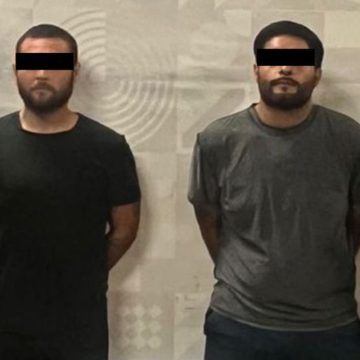 Caen dos presuntos operadores logísticos del crimen con arma en Tijuana