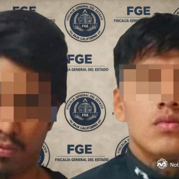 Dos hombres vinculados por incendiar vehículo y balear casa