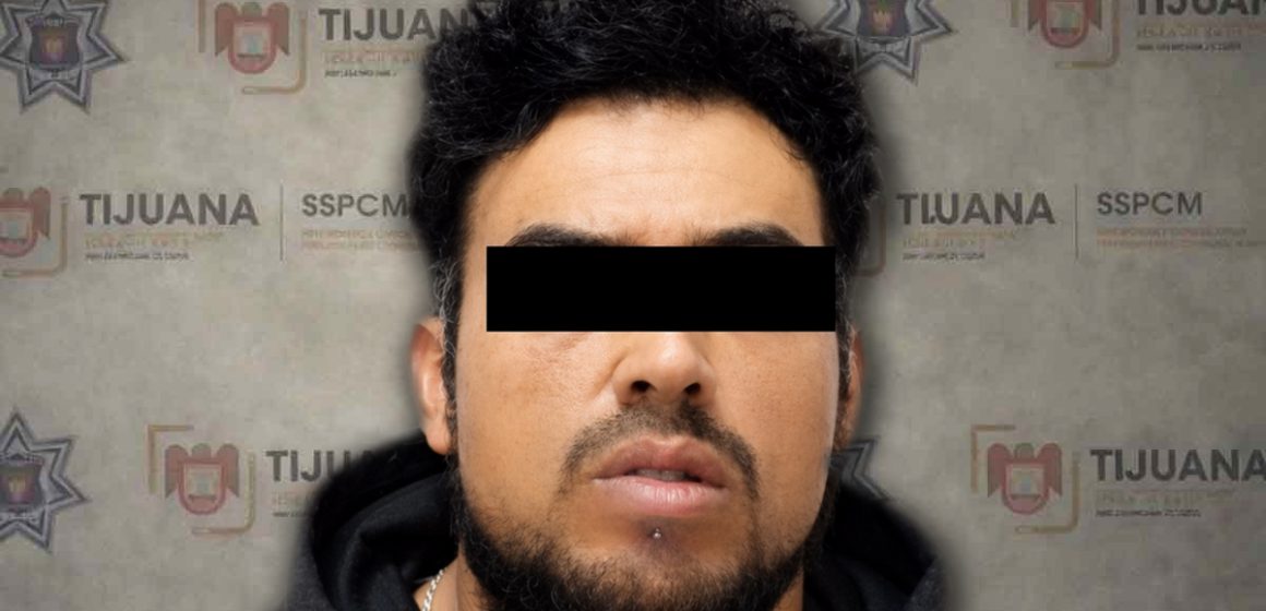 Detienen a hombre buscado por homicidio durante recorrido preventivo