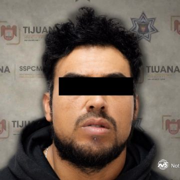 Detienen a hombre buscado por homicidio durante recorrido preventivo